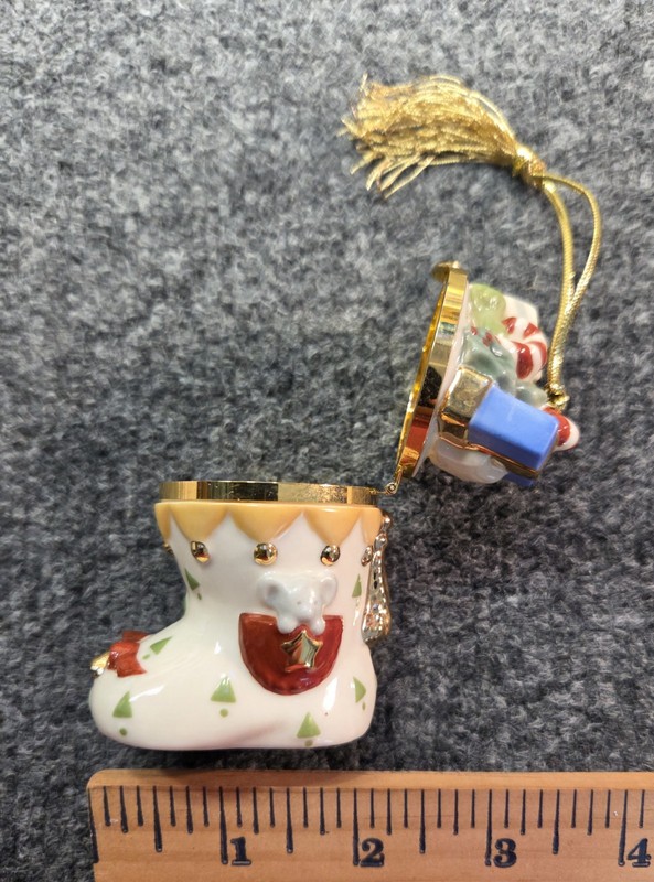 Lenox China Treasures Collection Stocking Ornament 
