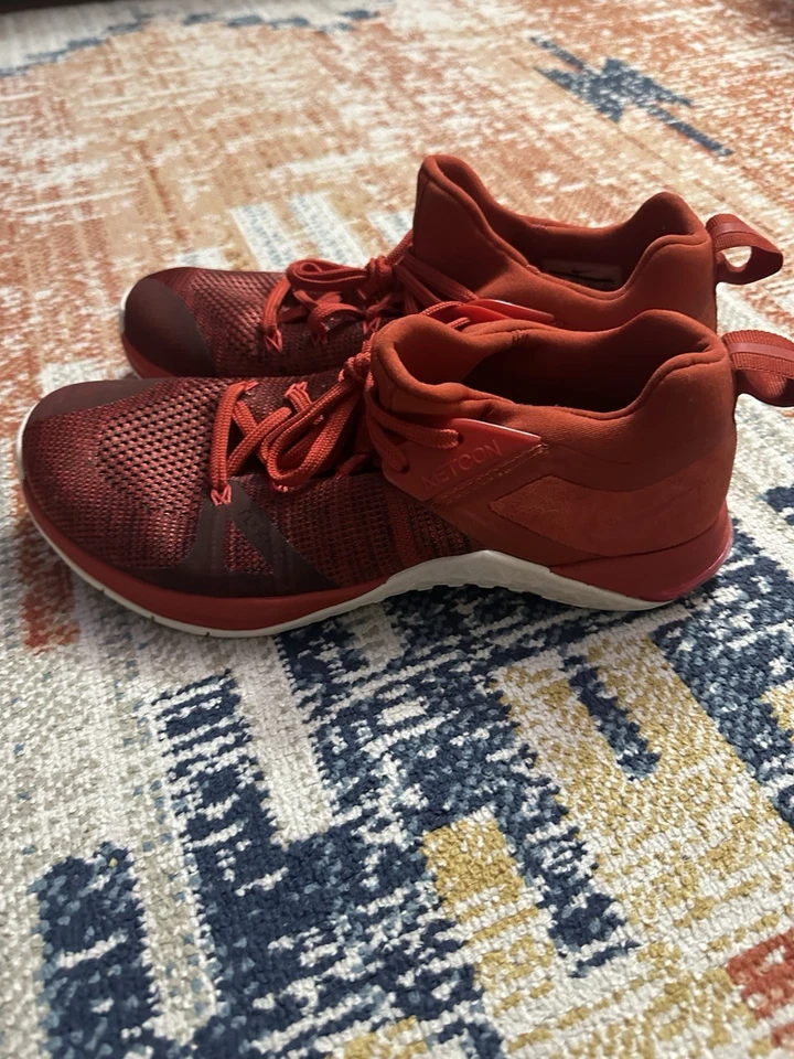 Nike Metcon Flyknit 3 en el "Rojo Místico" talla 8.5 Foto 2 de 4