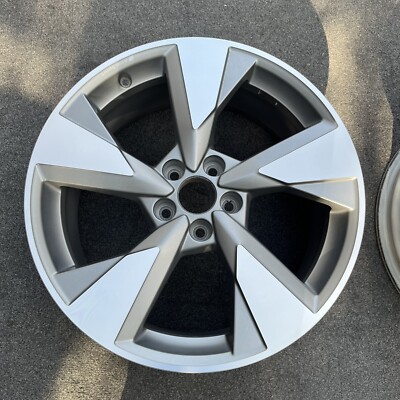 SINGLE 19 INCH WHEEL/RIM AUDI Q5 2022-2023 GREY MACHINED OEM