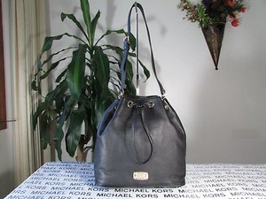 mk jules drawstring bag