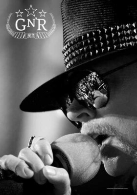 GUNS N' ROSES AUFKLEBER STICKER # 18 AXL ROSE MICROPHONE 7x5cm