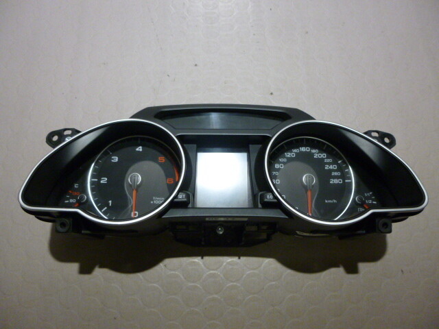 Audi A5 8T TDI Tacho Kombiinstrument cluster speedometer 8T0920932N 8T0 920 932N
