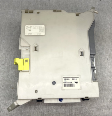 2009-2011 Lexus IS250 IS350 Block Assy Junction FUSE BOX OEM 82730-53B50
