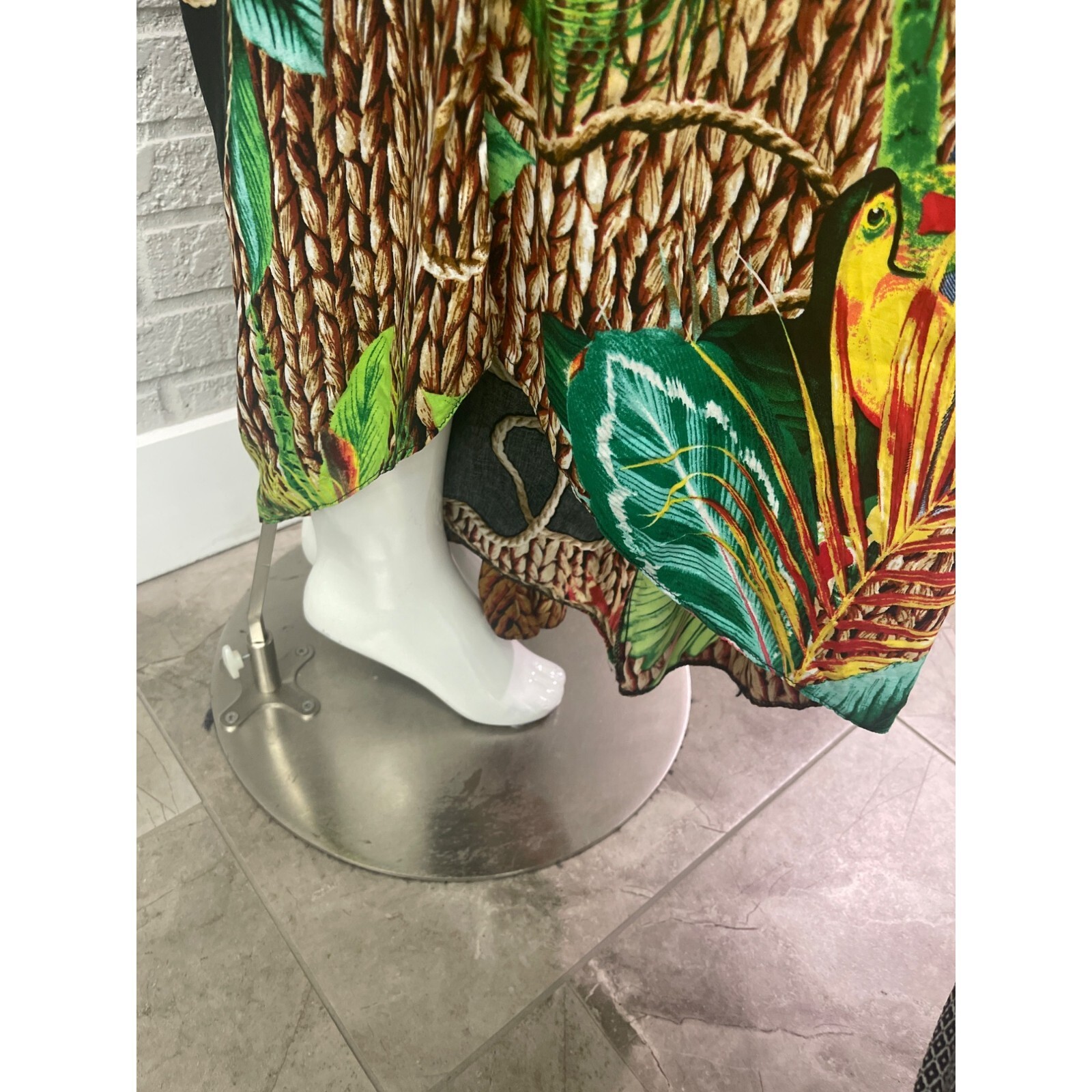 Floresta Multicolored Spaghetti Strap Tropical Lo… - image 8