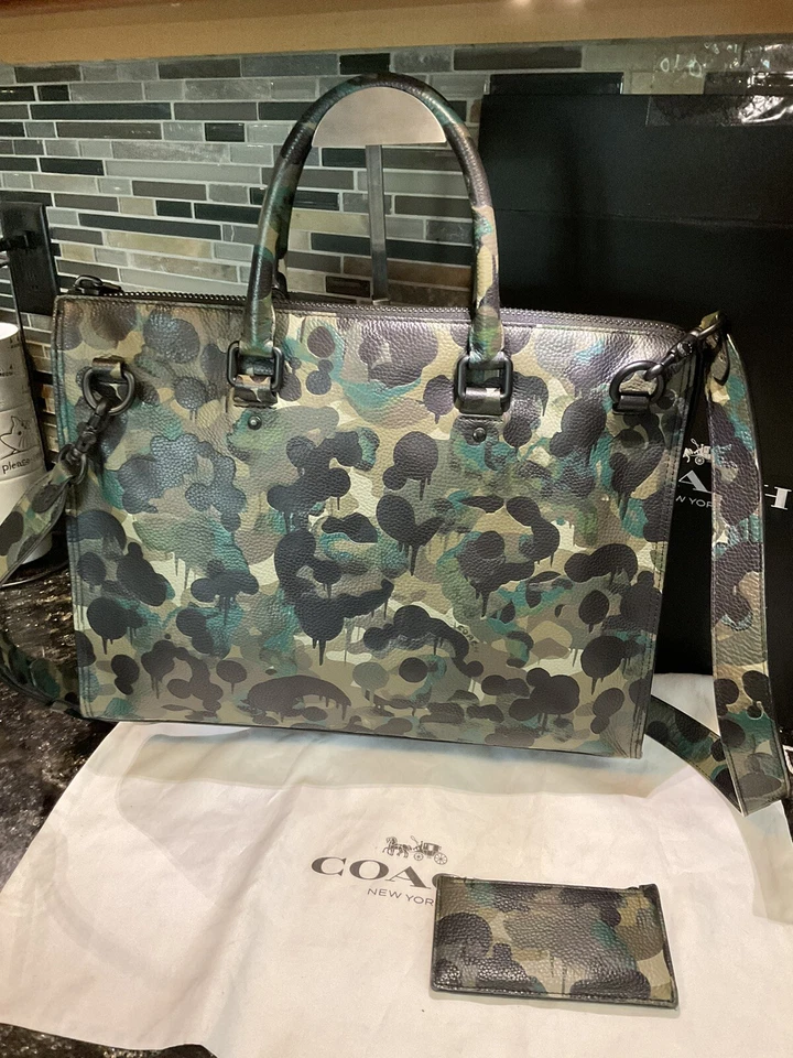 COACH Gotham Folio Baseman BESTIA SALVAJE CAMUFLAJE C6396 Foto 2 de 4