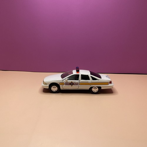 1993 Illinois State Police Car Road Champs Chevrolet Caprice Diecast Car 5 Inch - Picture 2 of 12