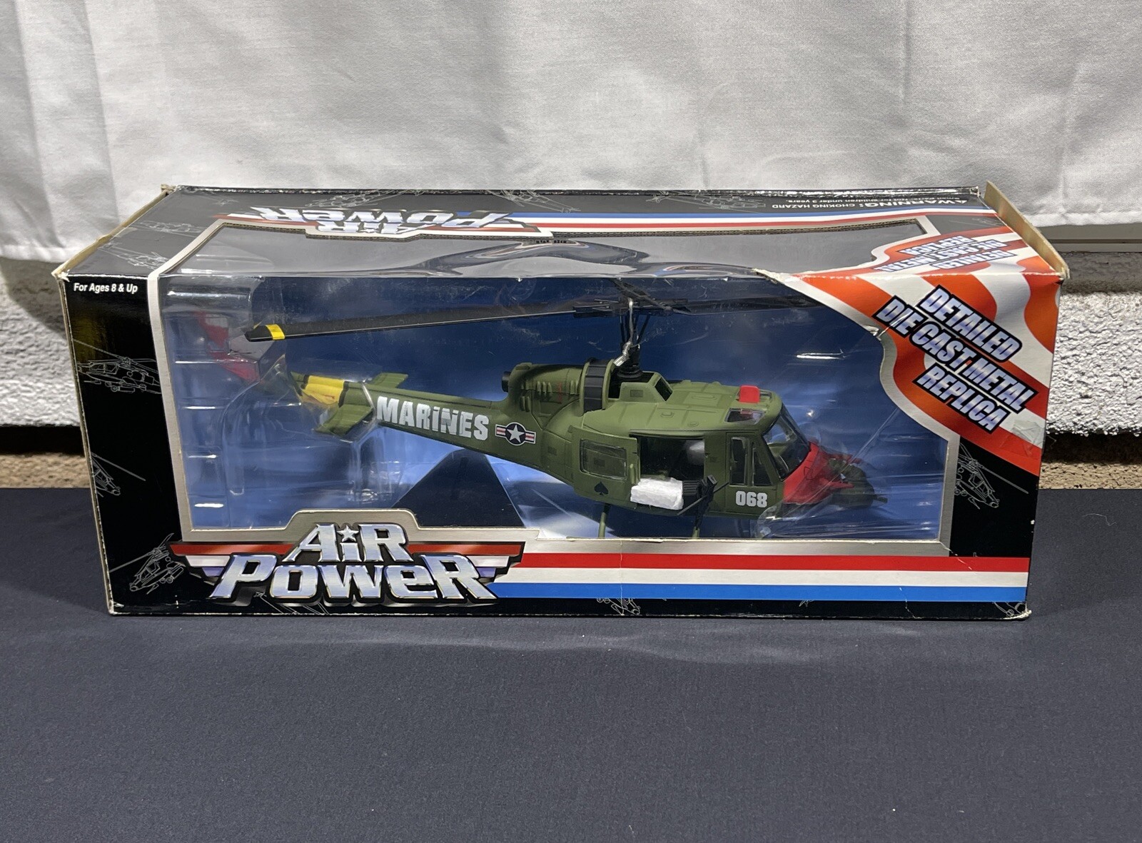 New Toy Zone Air Power Diecast 132 Scale Huey Hog UH1 Bell Helicopter