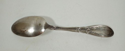 Antique Towles St Paul Silver Spoon Log Cabin USA Souvenir Pat Jan 14 1818 - Picture 6 of 9