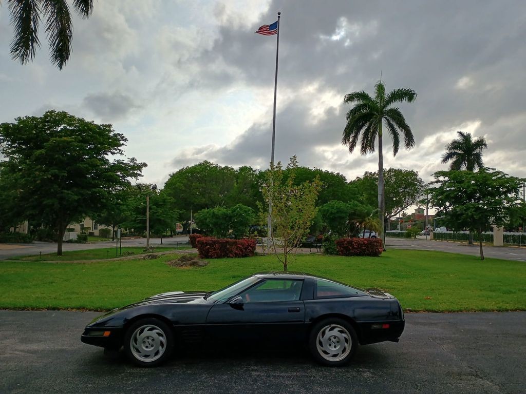 1993 Black Chevrolet Corvette   | C4 Corvette Photo 2
