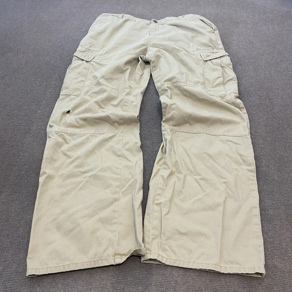 Nautica Women’s VTG Y2K Khaki Cargo Pants Size 12 Wide Leg Fits 33x32 Distressed - Image 3 of 4
