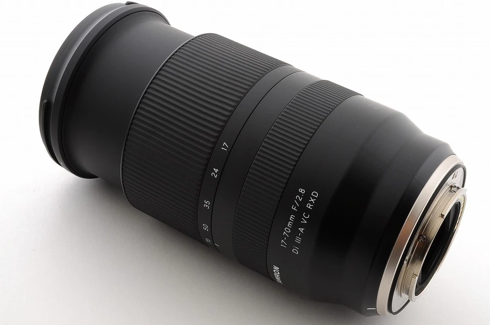 TAMRON 17-70mm F/2.8 Di III-A VC RXD B070X Fujifilm X / APS-C w/Hood -Near Mint- - Image 4 of 4