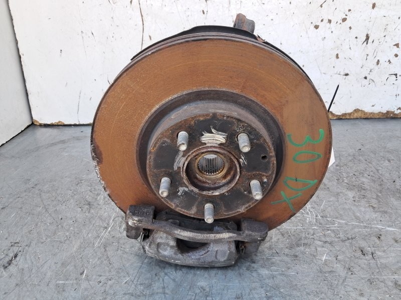 KD3533021A moyeu avant droit MAZDA CX-5 KF 2.2DIESEL KW110 - SH K8181-334428