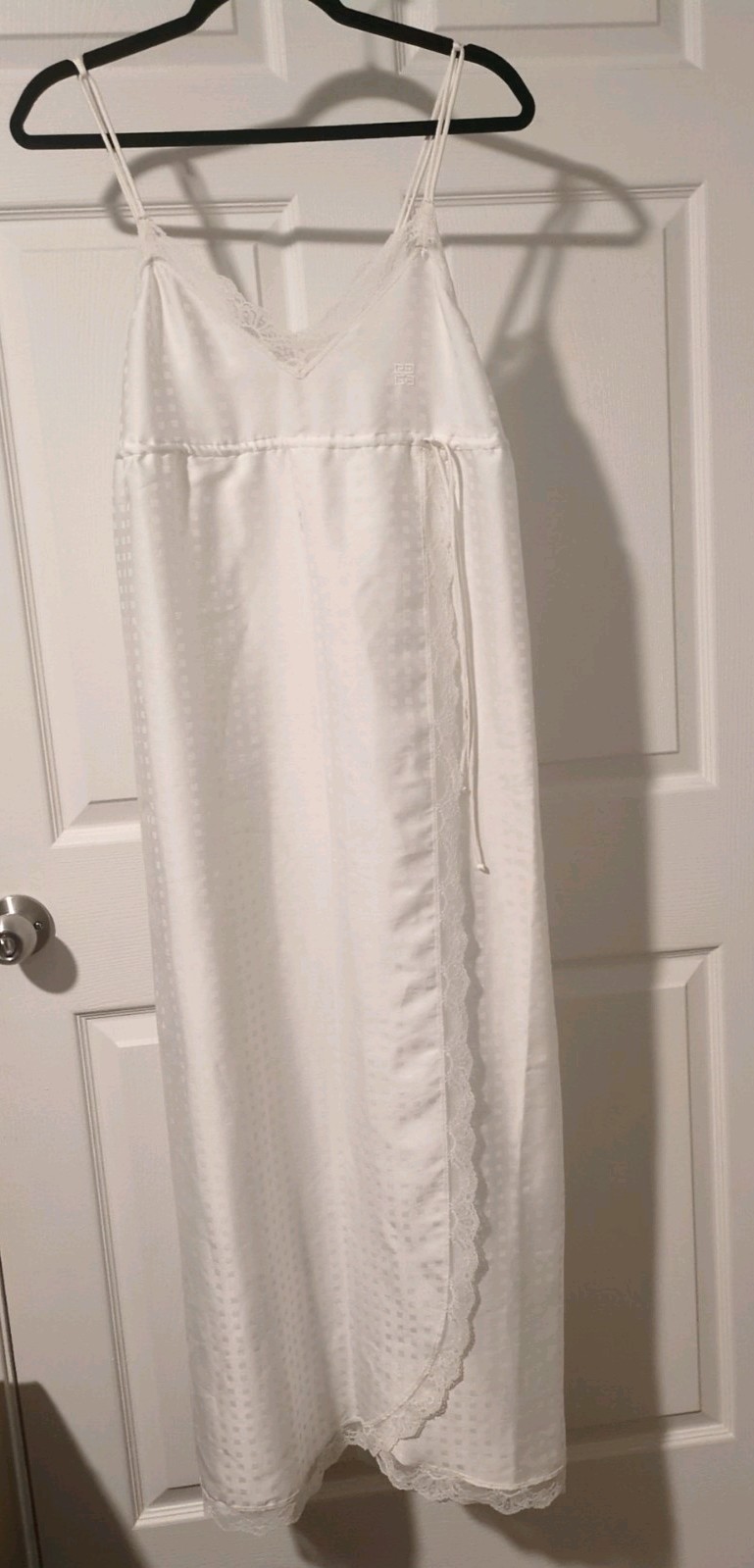 Givenchy Intimates Medium Paris White Bridal Nigh… - image 1