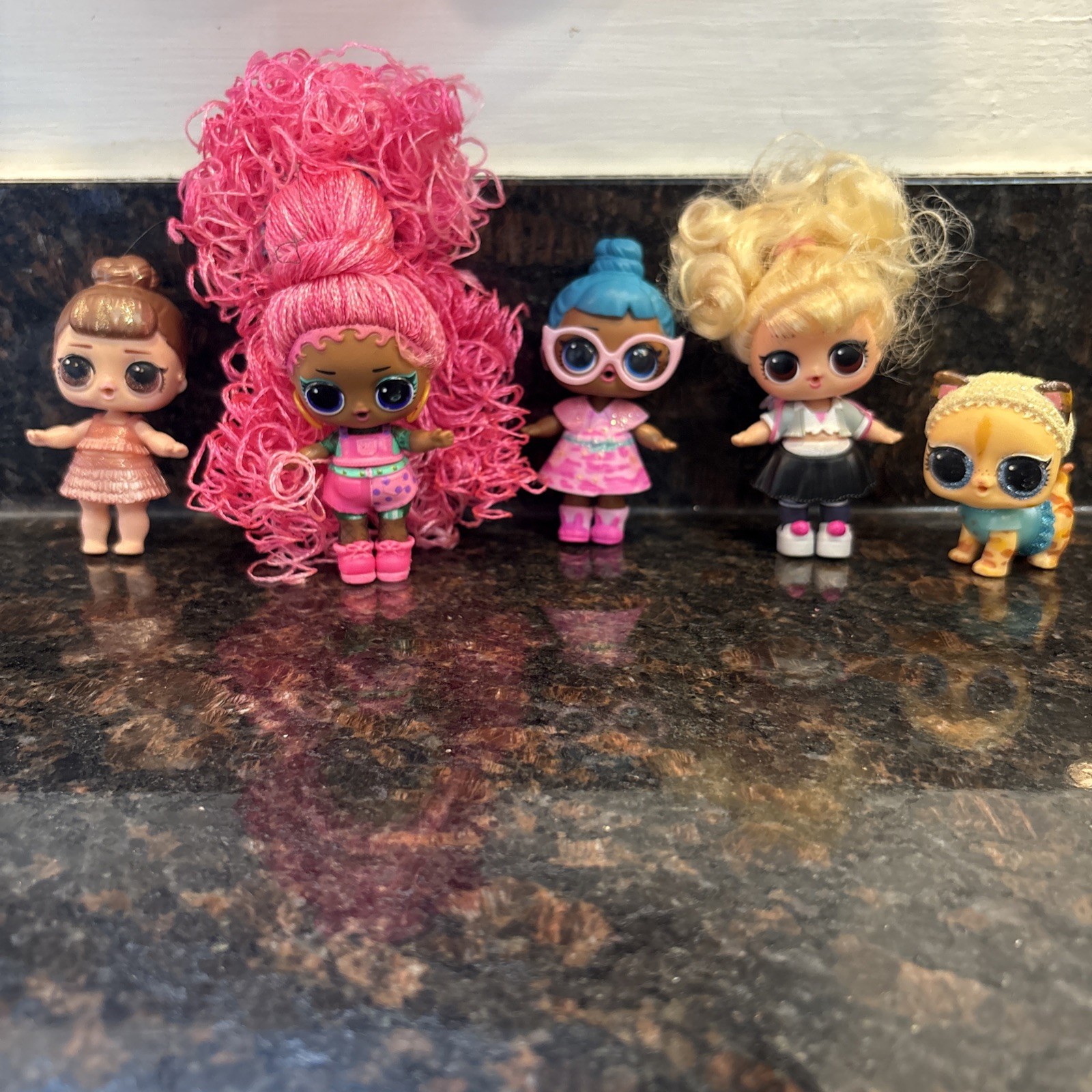 Lot of 5 LOL surprise Doll