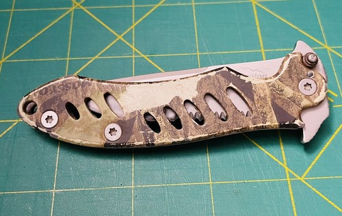 Remington Pocket Knife Lot. Used. Please View All Pictures. - Picture 20 of 23