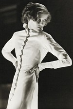 Katharine Hepburn - White Button Dress - 1933 - 4 x 6 inch Photo RePrint
