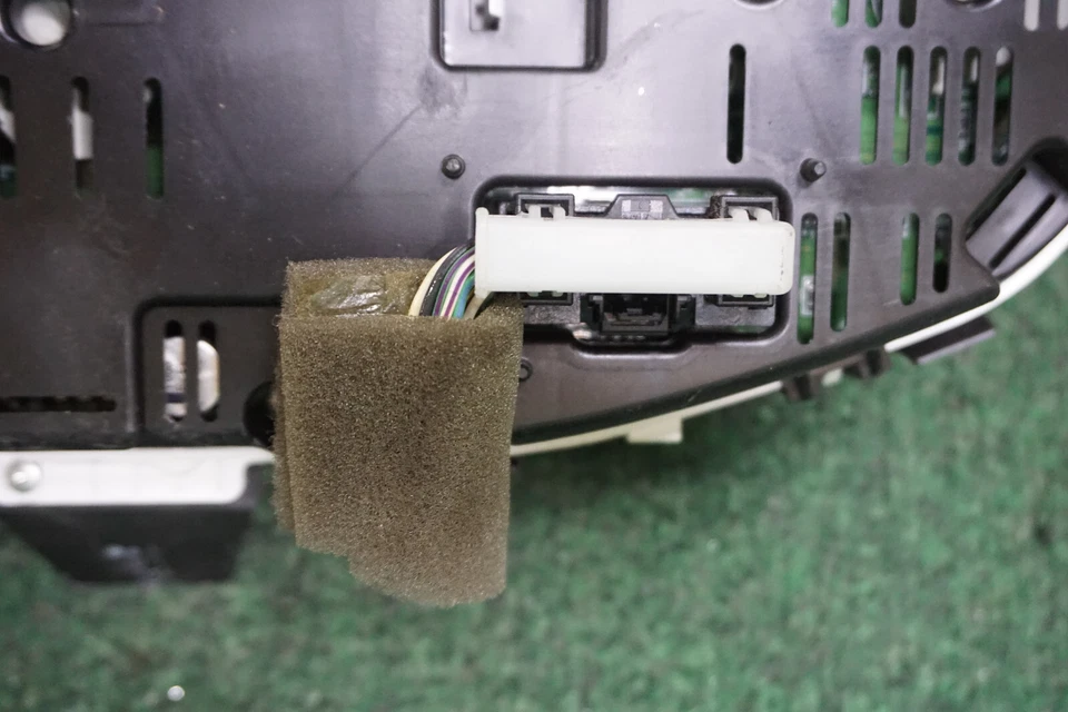 Lincoln MKZ 2010 velocímetro medidor clúster OEM AH6T10849CC 141.072 millas Foto 4 de 4