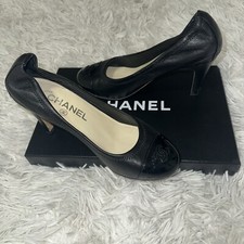 CHANEL CLASSIC BLACK LAMBSKIN PATENT ROUND TOE PUMPS HEELS 36.5 DAMAGED 