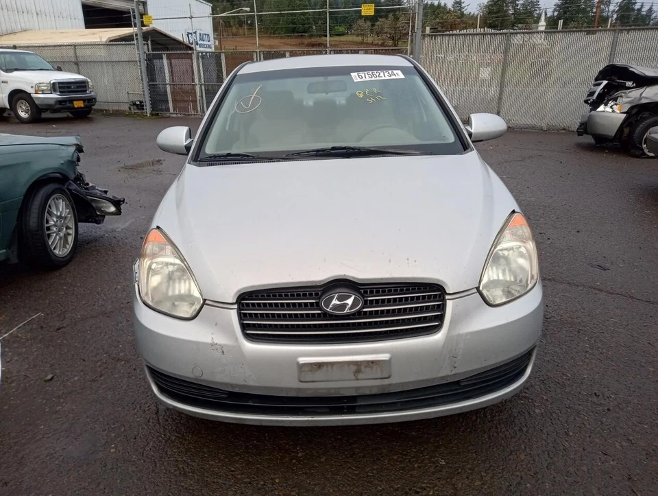 Used Front Left Seat Belt Front fits: 2009 Hyundai Accent bucket seat driver buc Foto 4 de 4