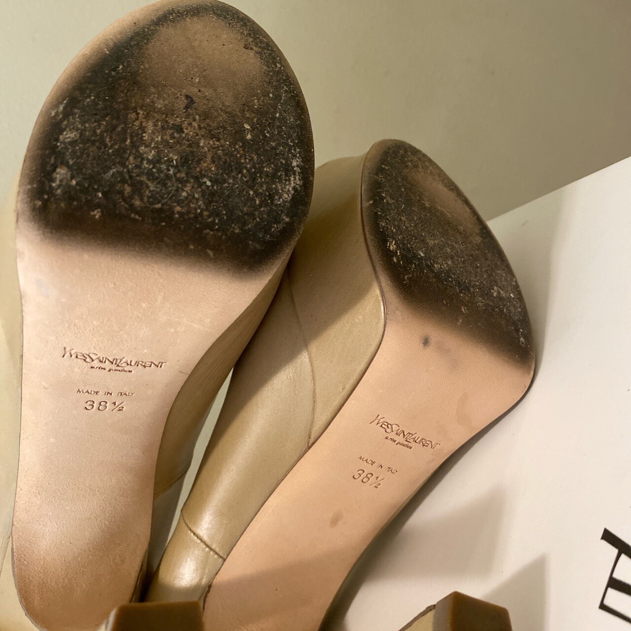 Yves Saint Laurent YSL Palais 105 beige tacco aperto a pompa donna 8 5