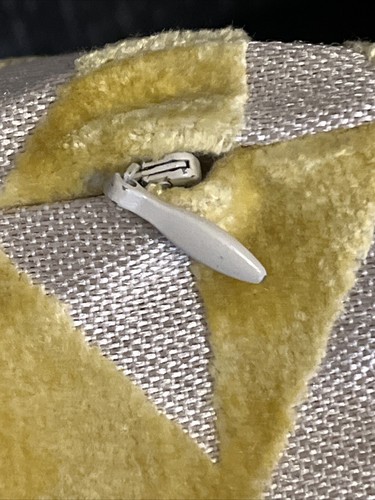 Cuscino Malini Oro Giallo Chevron 45cm x 45cm Riempito di Piuma Interno X 2 - Foto 15 di 15