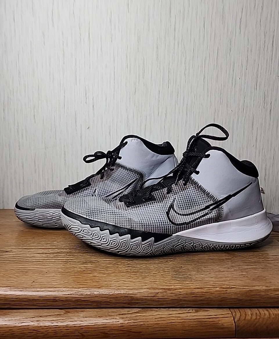 HOT Kyrie Flytrap Nike Kyrie Fit Nike Mens Kyrie Flytrap Wolf Grey