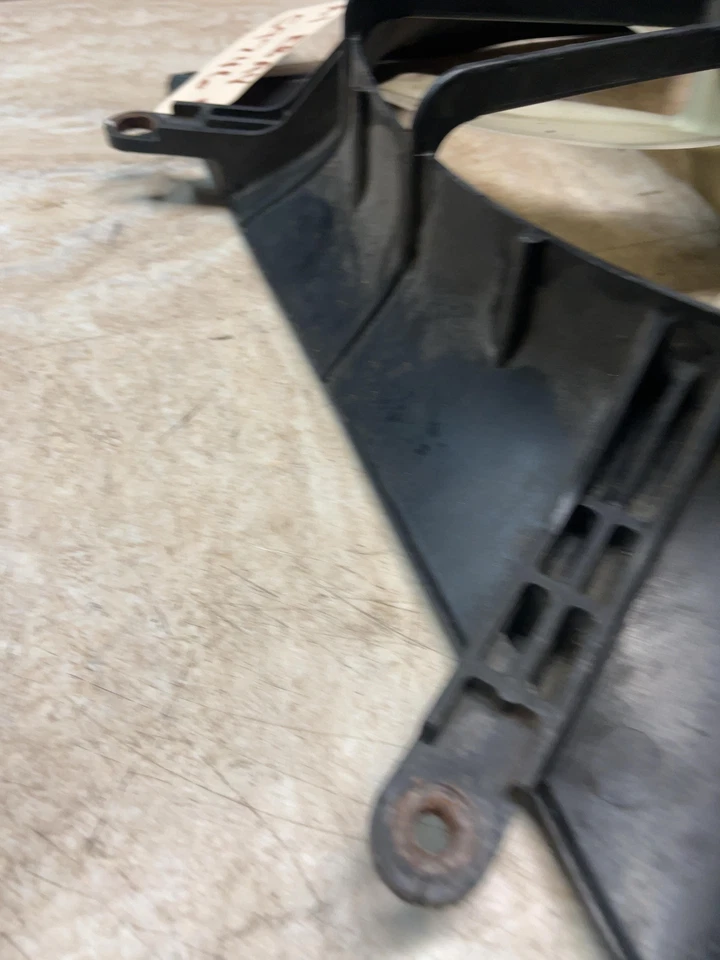 Ventilador de refrigeração condensador radiador Honda CR-V 2.4L 2002-2006 fabricante de equipamento original - Imagem 2 de 4