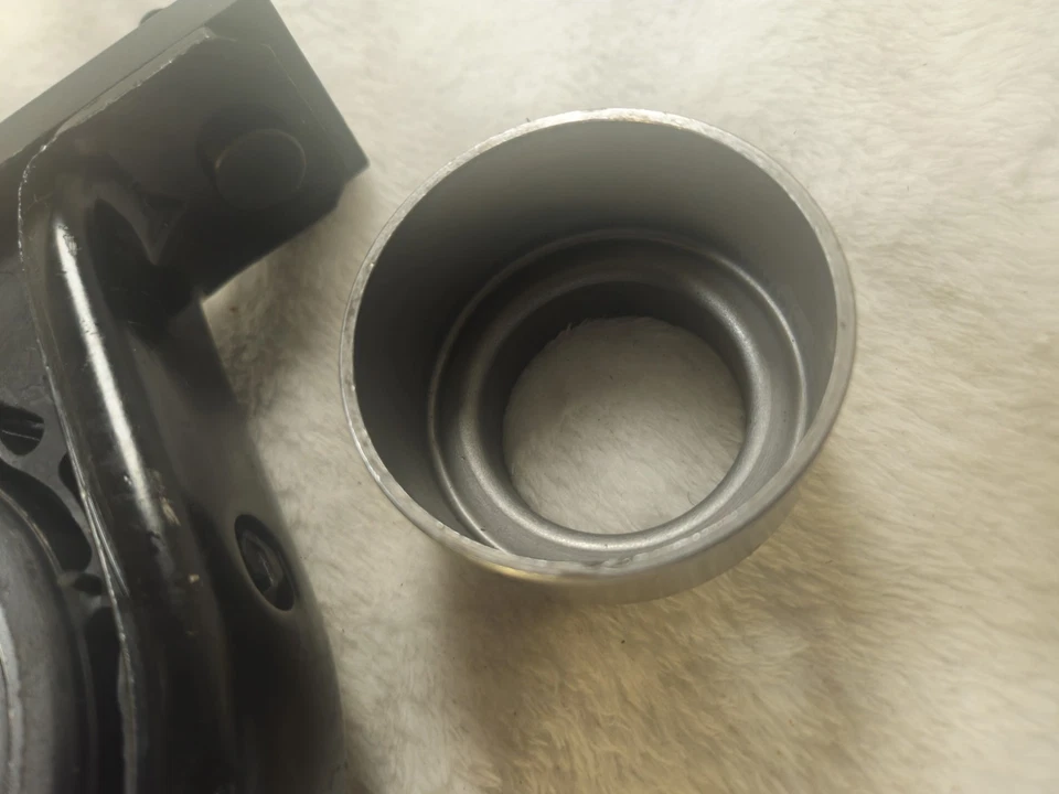 National HB-88515 Driveshaft Center Support Bearing - Image 3 of 4