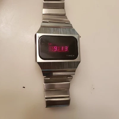 Vintage Texas Instruments Silver Watch Works New Battery Vintage Texas Instruments Watch | eBay main image 2
