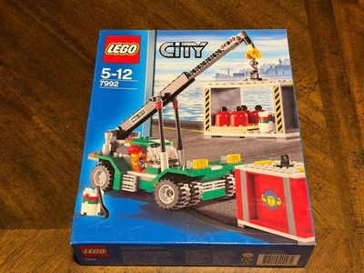 New LEGO City 7992 Container Stacker Shipyard Truck Pallet Harbor Dock Town