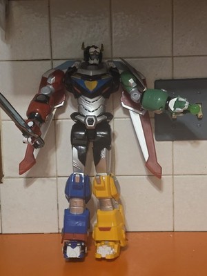 Voltron Legendary Defender 16'' Action Figure w/ Lights & Sound Works