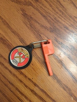 Vintage KIDCO 1980 Burnin Key Cars Fire Dept. Chief Keychain Only