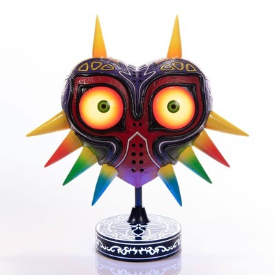 FIRST 4 FIGURES THE LEGEND OF ZELDA MAJORA ́S MASK PVC COLLECTORS EDITION 30CM