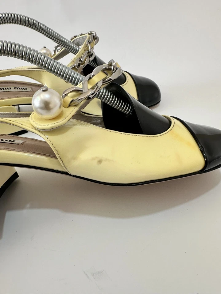 Miu Miu Chain-embellishedt Patent leather slingback pumps Size 36 EU - Image 3 of 4