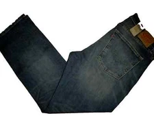 NWT Levi's 559 jeans 36 x 30 Relaxed Straight Fit Retail $80  Style # 00559-0550
