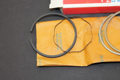 22359-72 NOS Genuine Harley Davidson Early Piston Rings 72-* XL  