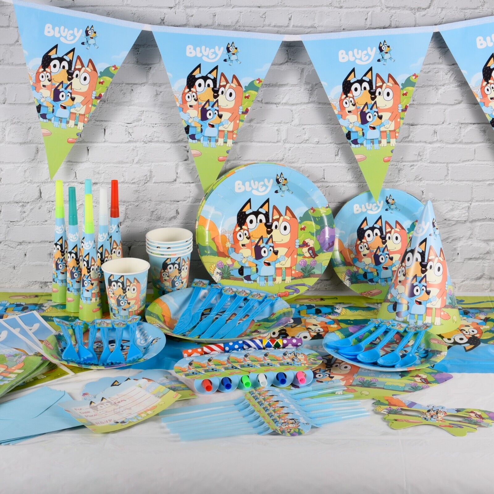 Bluey Birthday Party Supplies, Bluey Party Decorations, Bluey Party  Supplies, Bluey Birthday Decorations, Bluey Tablecover, Bluey Plates, Bluey Cups