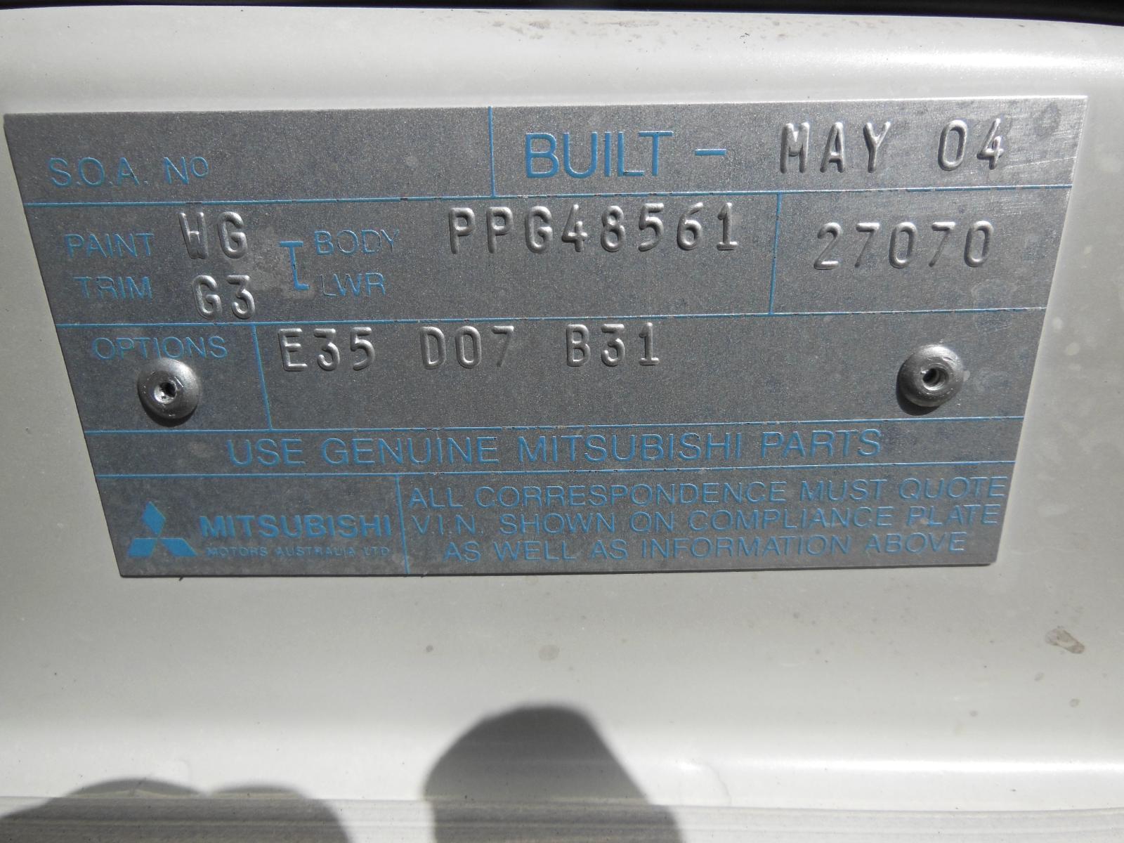 MITSUBISHI MAGNA PLASTIC TOP ENGINE COVER, 3.5LTR AWD QUARDTEC THTW 03