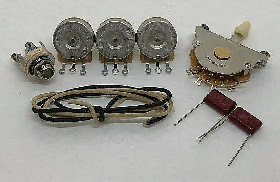 CTS 250 Pot STRATOCASTER Deluxe Wiring Upgrade Kit - Image 2 of 2