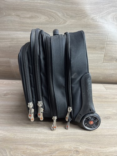 Wenger The Patriot Business Travel Rolling Laptop Bag 67953020 - Picture 6 of 12