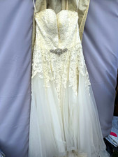 Ivory Strapless Sleeveless A-Line Tulle Wedding Dress with Lace & Beading