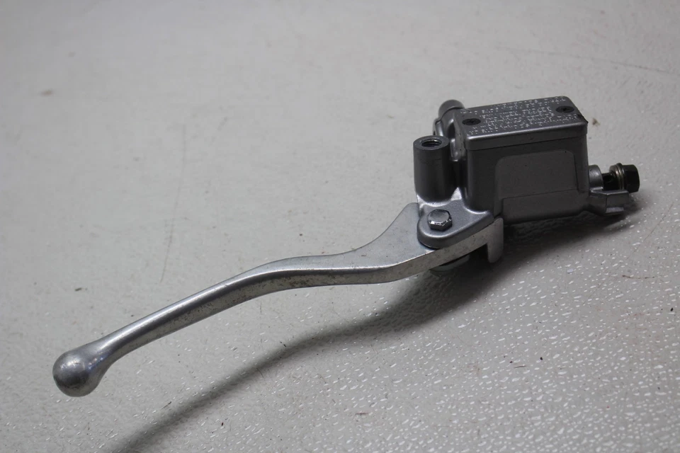 1996-2015 HONDA REBEL 250 CMX250C FRONT BRAKE MASTER CYLINDER W/ CALIPER - Image 2 of 4