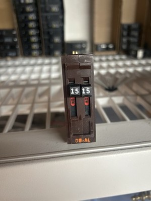 WADSWORTH CIRCUIT BREAKER  15/15A, CAT# B1515 ... YI-919