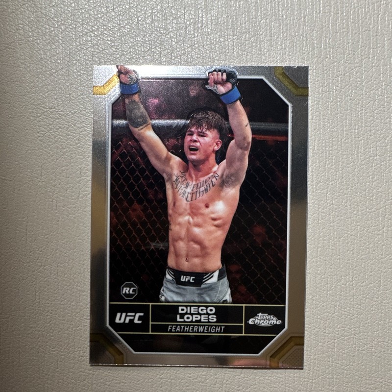 Topps Chrome UFC MMA Diego Lopes Sports Trading Card #26 Rookie