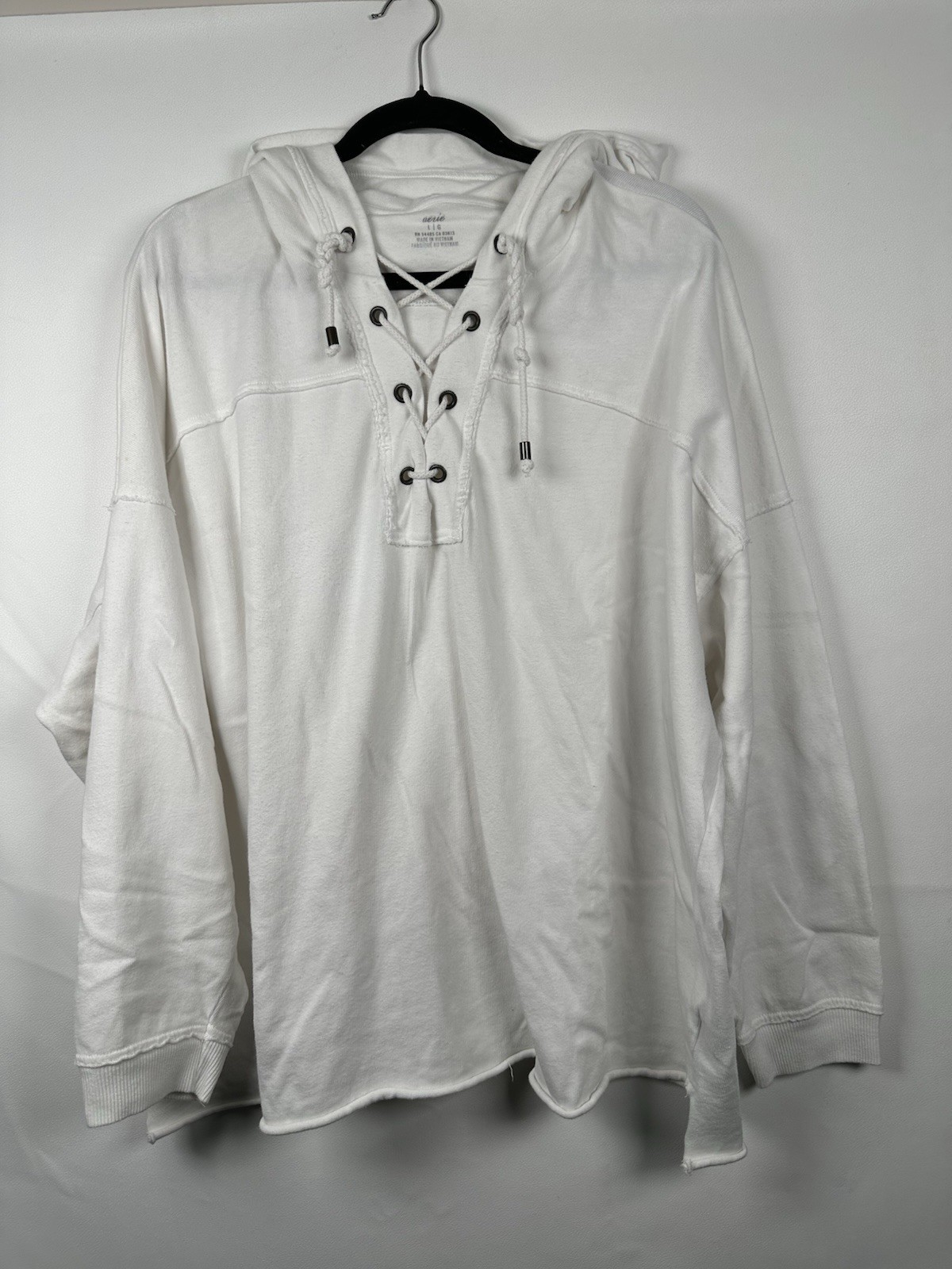 Aerie Oversized White Lace Up Raw Hem Sweatshirt Hoodie Size L