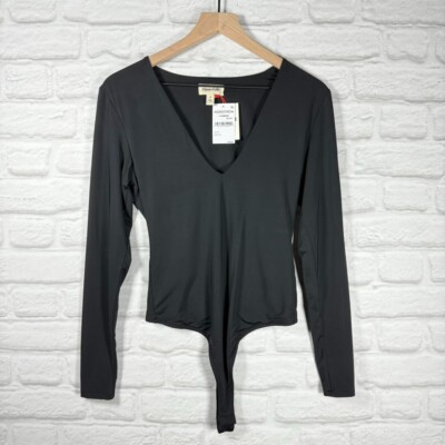 NWT Open Edit Women's Long Sleeve V-Neck Bodysuit in Black Sz M Glam Goingout