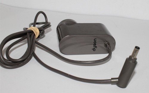 Dyson Battery Charger Model 205720-05 Genuine Product Input 100-240V