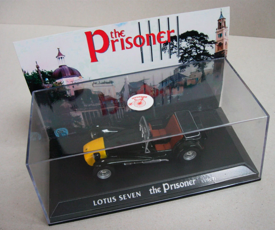 "THE PRISONER" LOTUS SEVEN WITH BASE AND PLASTIC SHELL - MINT - RARE COLLECTIBLE - Immagine 3 di 4