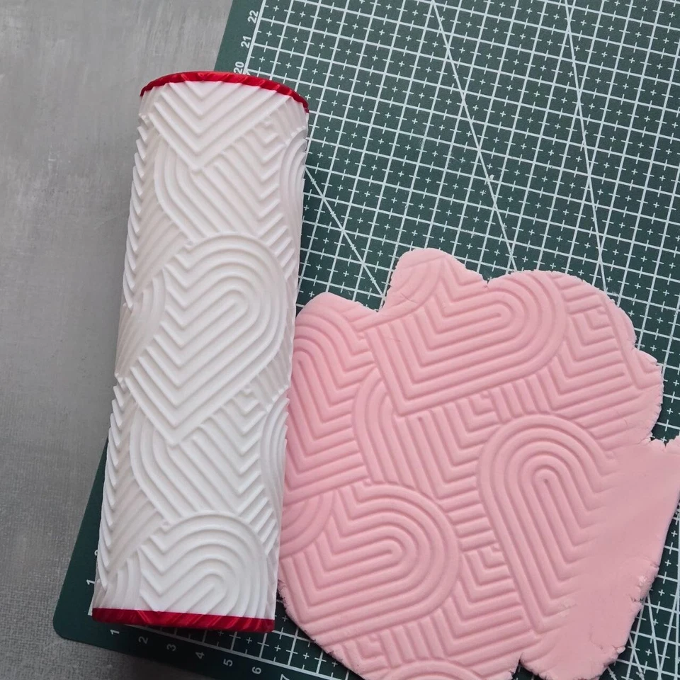Heart Rolling Pin Embossed Fondant Icing Cake Decorating Pastry Crafts Stamp - Image 3 of 3