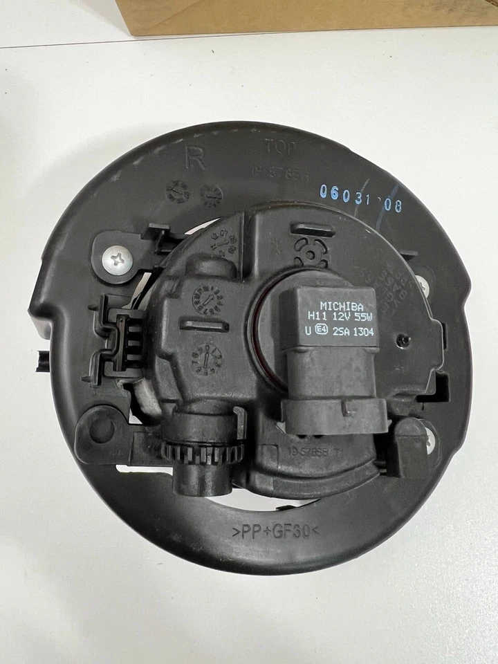 Fog Light-Assembly Left Dorman 923-833 — 第 4/4 张图片